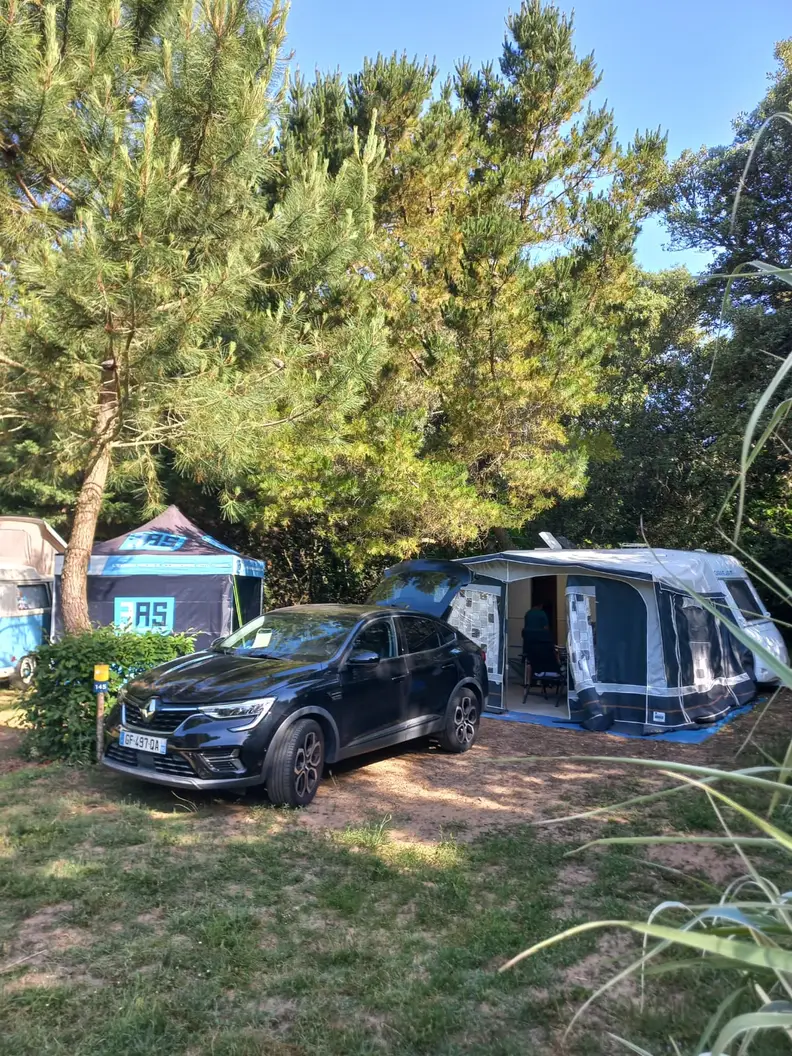 location emplacement camping proche saint vincent sur jard