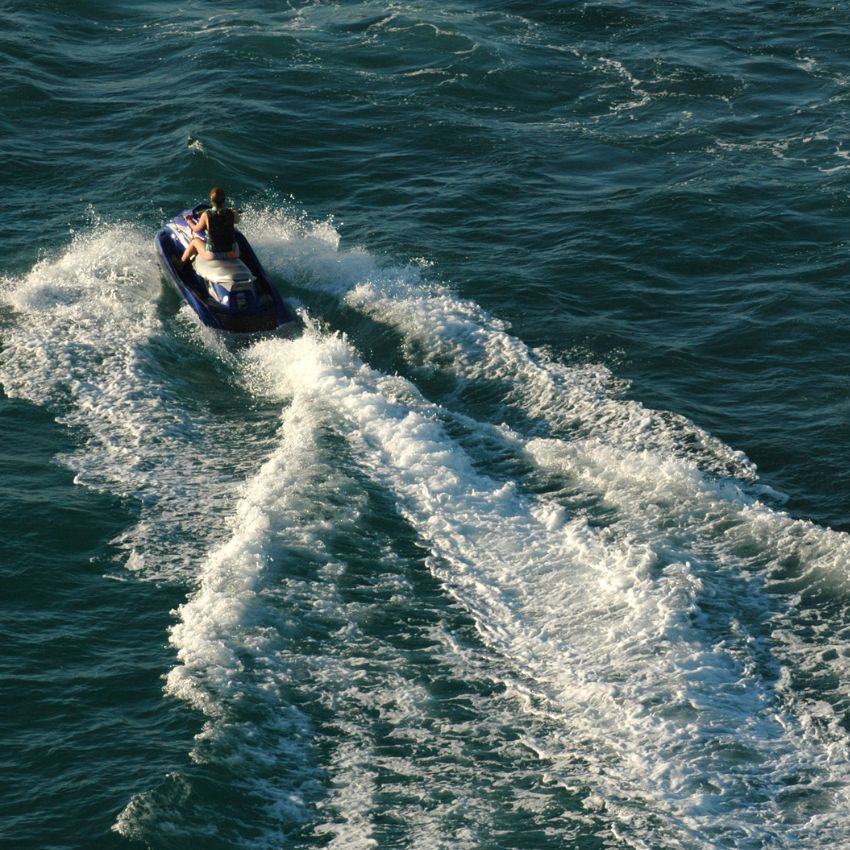 jet ski